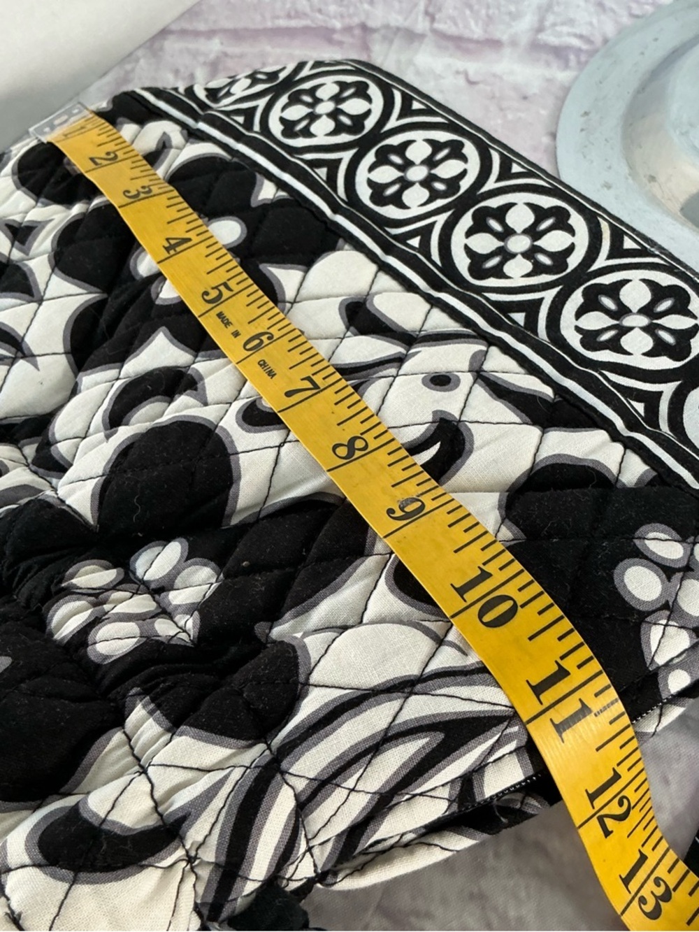VERA BRADLEY Night & Day Draw String Satchel Black & White Floral Quilted Purse - Picture 9 of 15